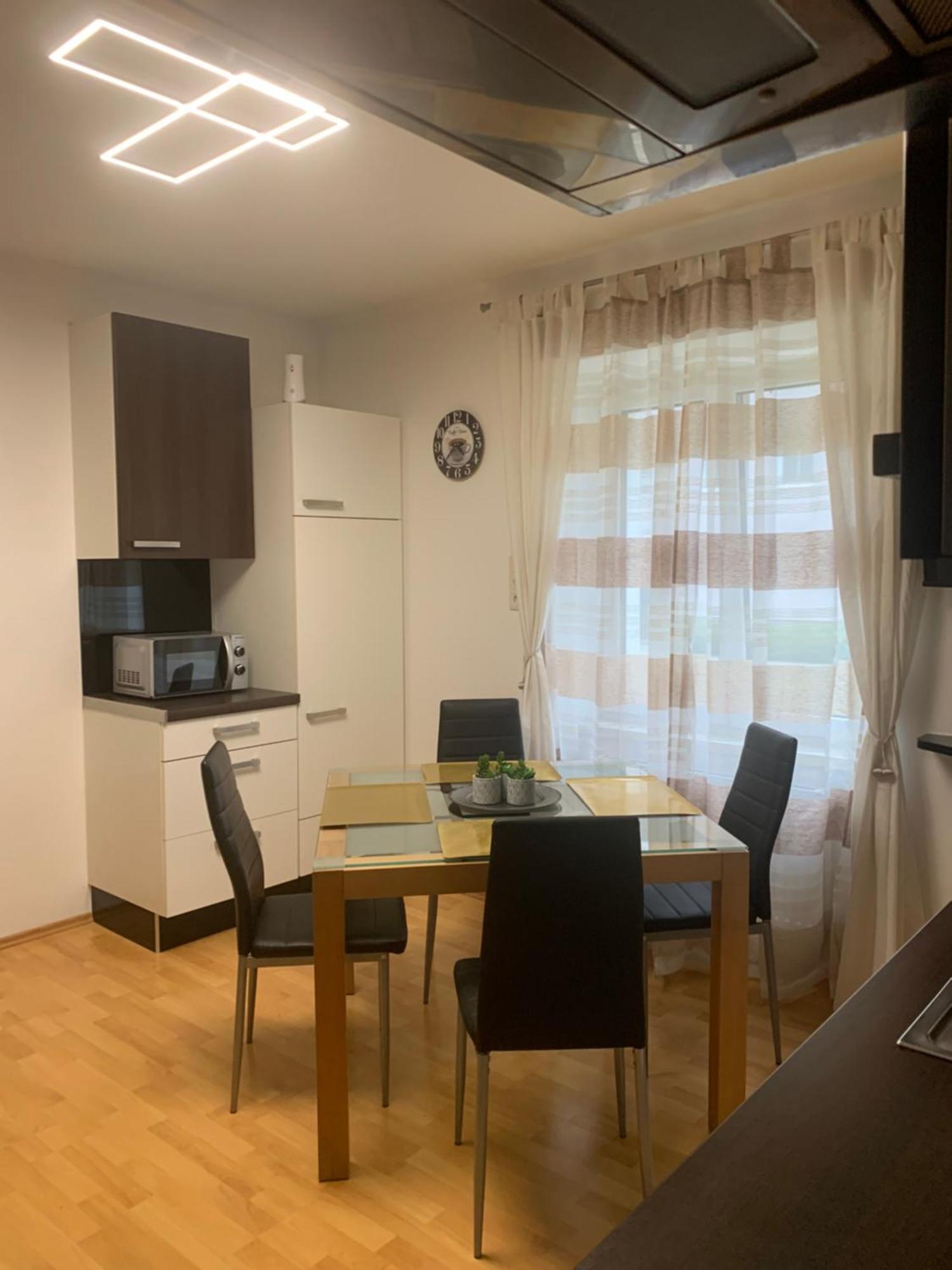 Nici'S Ferienwohnung Bruck an der Mur Exterior foto